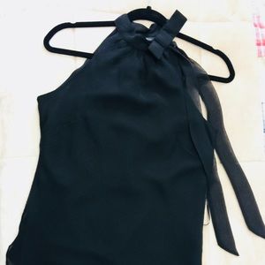 NWt Banana Republic woman's top.